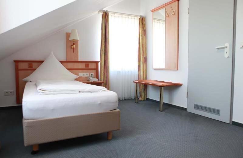 Hotel Wetterau - Self-Check-In Wölfersheim Kültér fotó